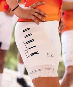 Cuissard Court Gobik Absolute 5.0 Factory Team 6.0 Femme 32 Cuissard Court Gobik Absolute 5.0 Factory Team 6.0 Femme -Vélos Urbains Magasin de vente culotte corto mujer absolute f a c t o r y t e a m 22 4 700x700 1