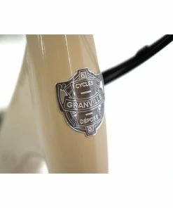 Vélo Électrique Granville E-Urban 30 500Wh Ivoire 2023 -Vélos Urbains Magasin de vente e urban 30 400 pearl ivory 2 700x700 9