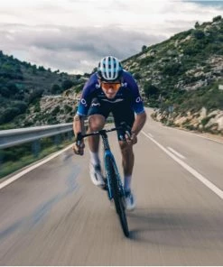 Maillot Manche Courte Gobik Team Movistar Odyssey Unisex 2023 -Vélos Urbains Magasin de vente movistar odyssey 2023 3 700x700 3